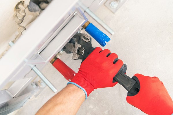 Votre plombier villefranche sur saône : 40 ans d'expertise à votre service